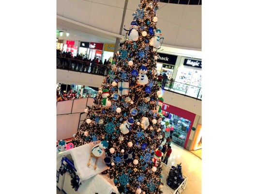 Credomatic enciende la Navidad en Metromall