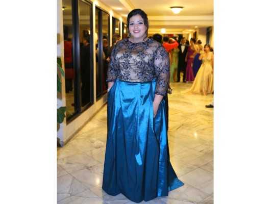 Mayan School celebra su prom al estilo los Oscar