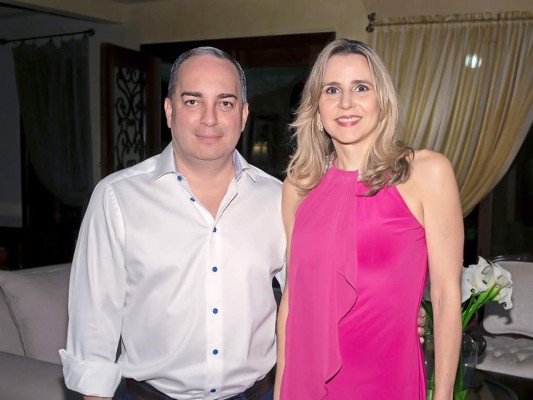 El compromiso de Gustavo Robelo y Andrea Interiano  