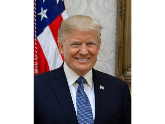 Donald Trump. El magnate ha sido el único presidente multimillonario en la historia de los Estados Unidos. Posee una cantidad de 2.4 mil millones de dólares.