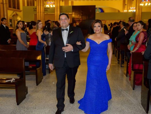 La boda de Alex Cobos y Lourdes Valladares