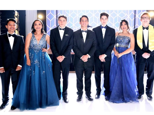 Prom: Seniors 2019 de la Discovery School fueron homenajeados con elegante velada