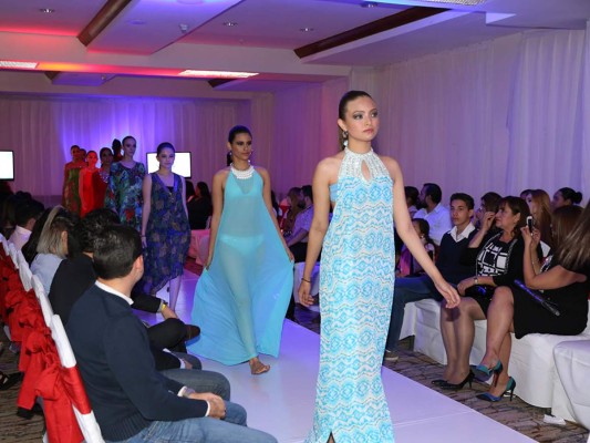 BeautyBook celebra su primer año con exclusiva pasarela