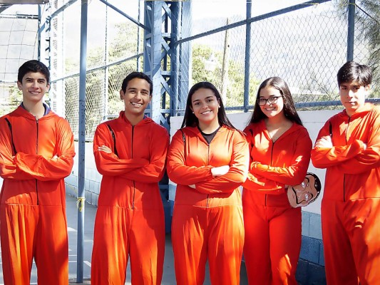 Mario Morán, Daniel Andino, Adriana Illescas, Natalia Castiñeiras y Leonardo Ramos<br/>