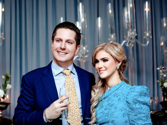 ¡Así fue la boda civil de Joshua Lampman y Elena Bueso!