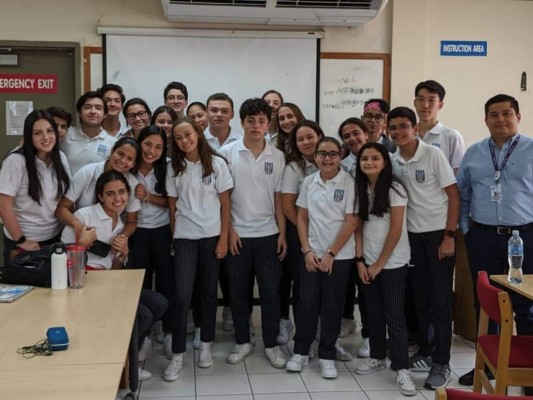 La Escuela Americana de Tegucigalpa realiza donaciones para combatir el coronavirus