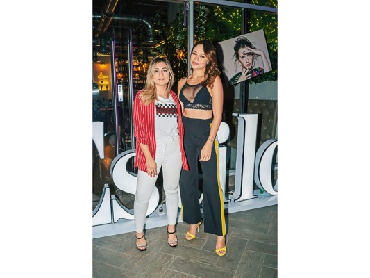 Banessa Mejía y Sirey Moran.