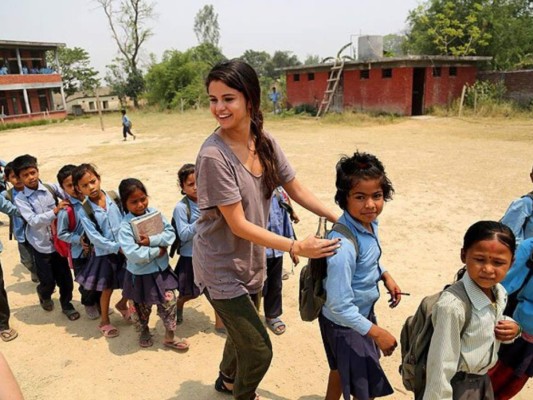 En 2009 se convirtió en la embajadora más joven de UNICEF.