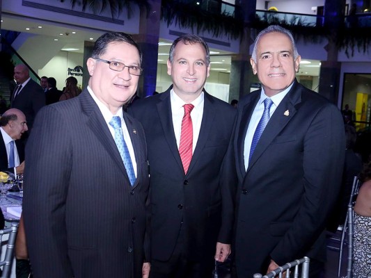 Asi celebró BANPAIS sus 25 años de fundación  