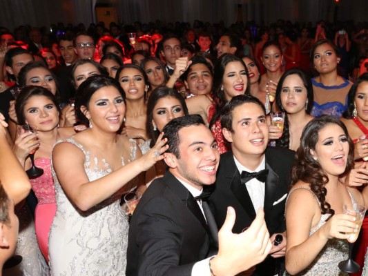 Prom night de la Escuela Americana