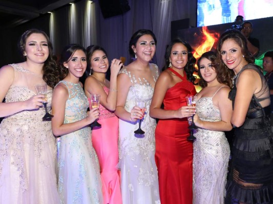 Prom night de la Escuela Americana