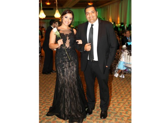 Sara y Juan Pablo Tahay