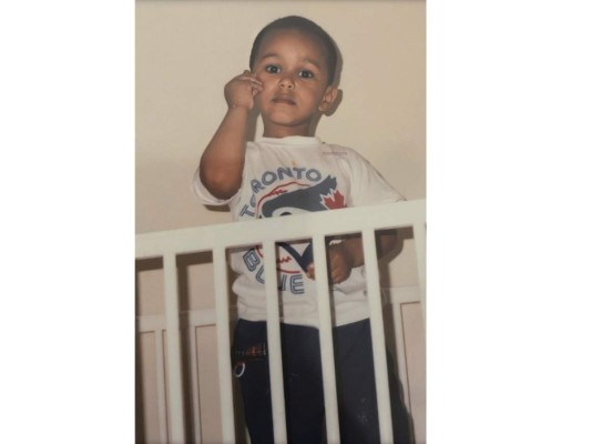 Abel Makkonen Tesfaye, mejor conocido por su nombre artístico The Weeknd, nació en Toronto, Canadá, en 1990.