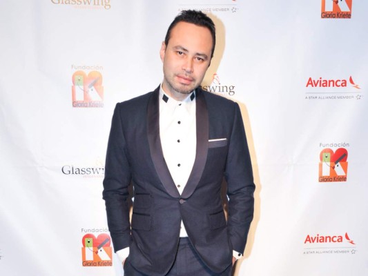 Hondureño Carlos Campos elogiado por su propuesta en NYFWM