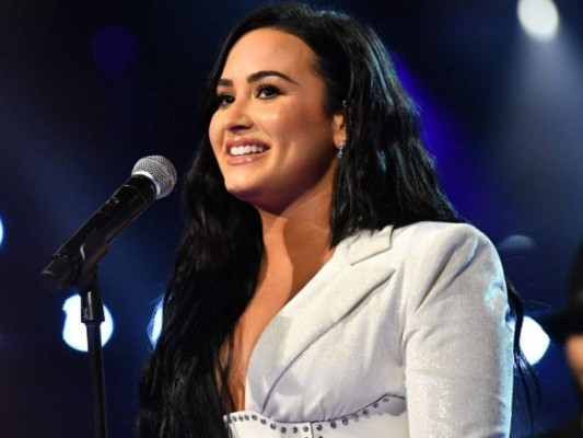 Demi Lovato lanzó una canción dirigida a Trump en donde critica su respuesta ante los problemas del país. Mostrando así su apoyo al demócrata Joe Biden.