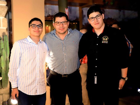 Inauguración de Steak House Hacienda Yuro