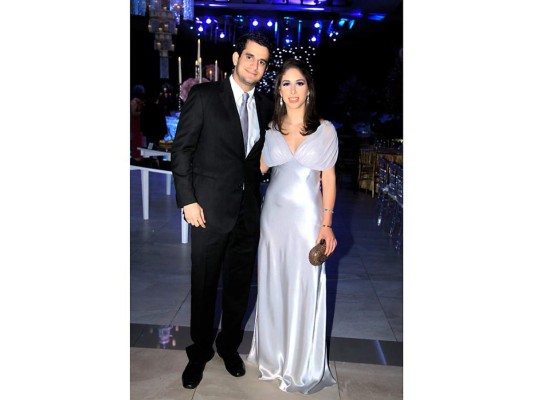 Elegante recepción para Jacobo y Nathalie Handal  