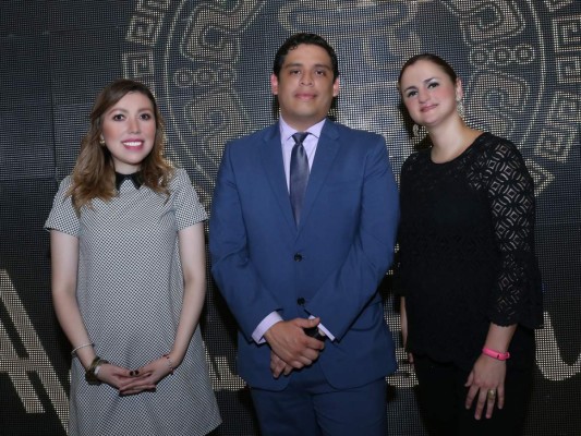 Alejandra Garay, Ricardo Moreno y María José Vinelli (Fotos: Hector Hernández)