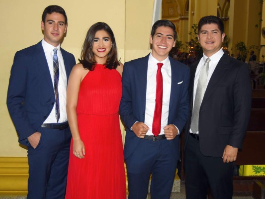 Boda Religiosa de Carlos Moreira y Sabrina Mahchi