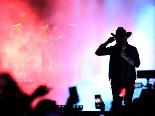 Exitoso concierto de Christian Nodal en Honduras