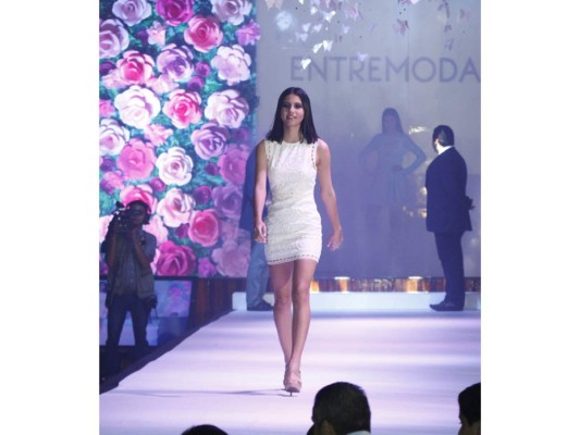Spring Fashion Show 2016 de los seniors EIS  