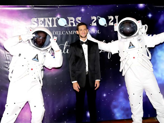 Grand night de los seniors '21 de DelCampo International School