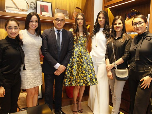 Un verano sin fin en Carolina Herrera