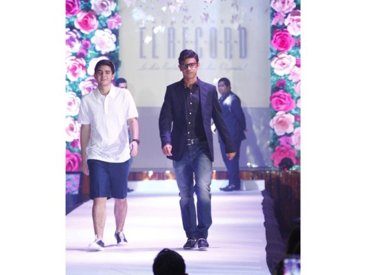 Spring Fashion Show 2016 de los seniors EIS  