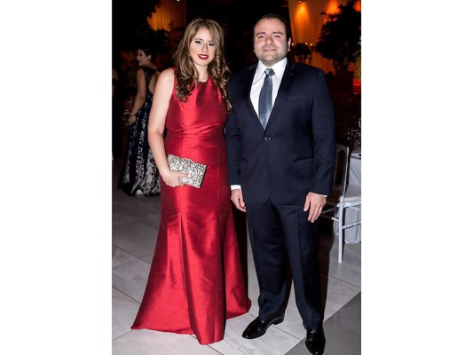 Karlene y Karl Holts.