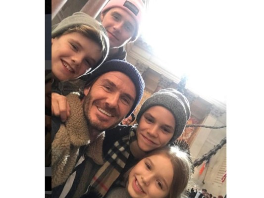 David Beckham junto a Brooklyn, Romeo, Cruz y su princesa Harper, sus cuatro hijos a los que presume cada vez que puede en las redes sociales