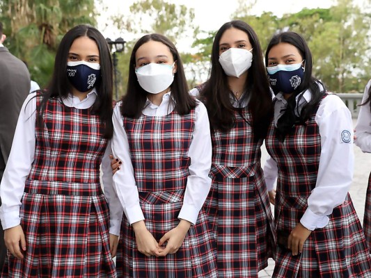 Misa para los seniors 2021 de Macris School