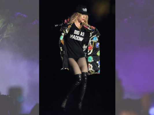 Drake responde tras polémico beso con Madonna