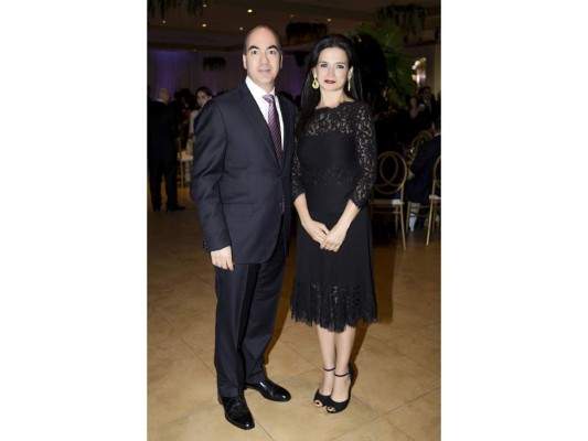 Camilo Kafati recibe homenaje El Forjador 2017  