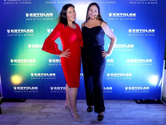Cóctel para presentar la marca de maquillaje Kryolan