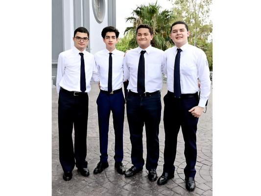 Misa para los seniors 2021 de Macris School