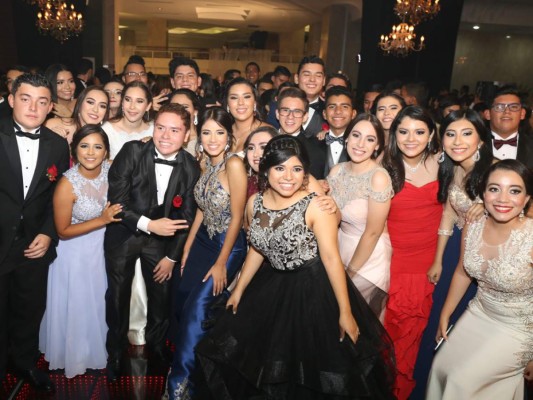 La fiesta Prom de Macris School 2017