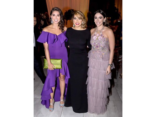 María José Padgette, Nicole Vaquero y Lucía López.