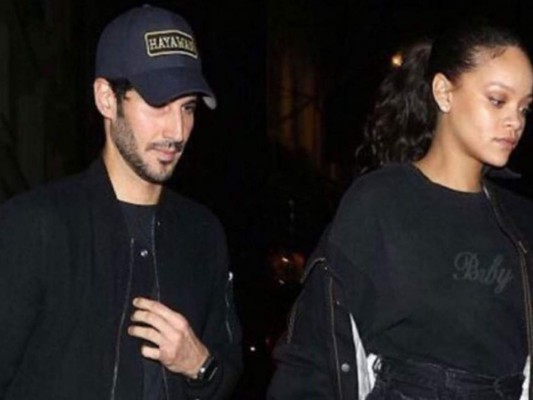 La millonaria compañía familiar de Jameel, está valorada en 1.5 billones de dólares y algún dia el joven novio de Rihanna será el heredero de esa fortuna.