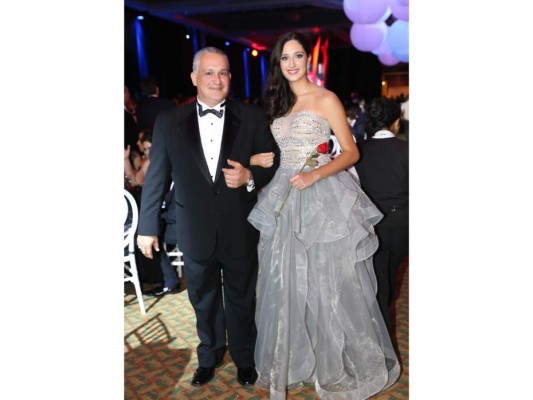Ricardo y Valeria Simón
