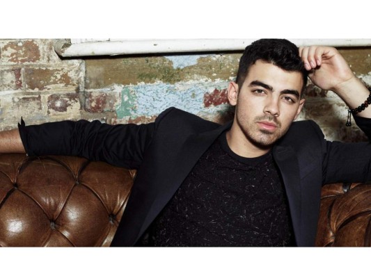 Festejemos los 29 años de Joe Jonas con sus mejores momentos