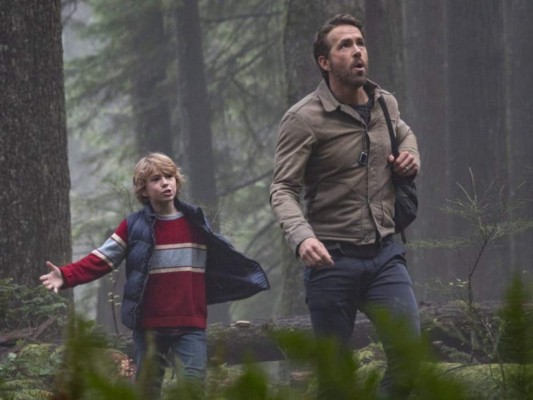 El Proyecto Adam<br/>Una cinta de pura ciencia ficción en la que un piloto debe pedir ayuda a su propio yo pero de 13 años y a su padre, para así poder salvar el mundo. Aparte de todo ese aire ochentero que rodea la cinta, cuenta además con un elenco lleno de estrellas: Ryan Reynolds, Zoe Saldana, Jennifer Garner y Mark Ruffalo.<br/>
