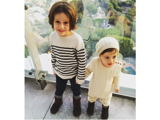 Rachel Zoe posteó fotografías de sus hijos Skyler y Kaius