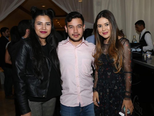 BeautyBook celebra su primer año con exclusiva pasarela