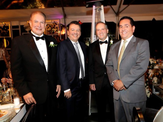 Recepción de la boda Vivianne Alvarado y Enrique Álvarez