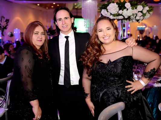 Best moments: Prom de la Delcampo International School 2019