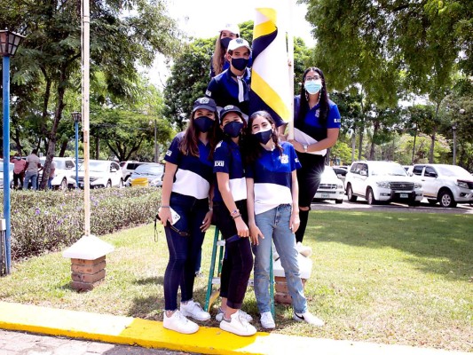 Senior entrance de la Escuela Internacional Sampedrana 2022
