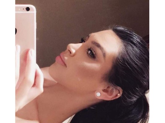La makeup artist @soniaxfyza, ha sido muchas veces relacionada con Kim Kardashian.