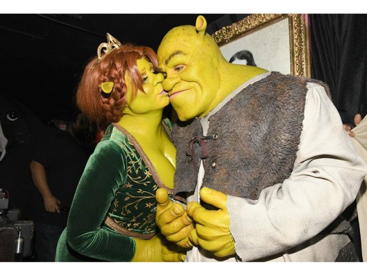 Heidi Klum se disfraza como Fiona