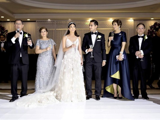 Memorable recepción nupcial para Daniel y Daniela Yuja &nbsp;&nbsp;