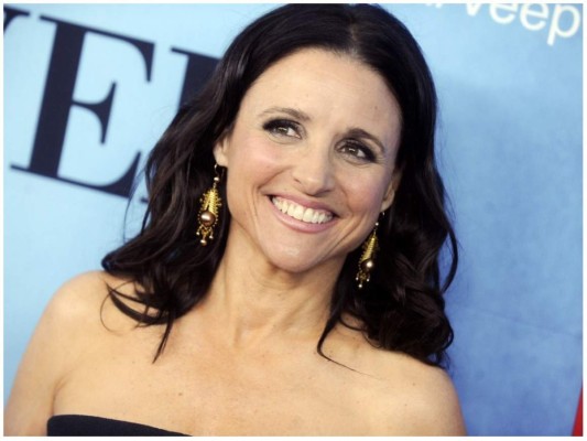 Julia Louis-Dreyfus revela que tiene cáncer de seno